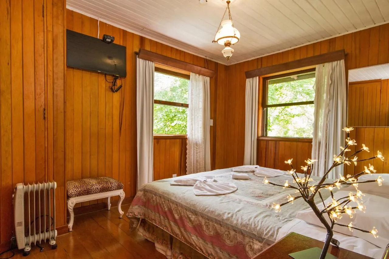 Pousada Casa Mantiqueira - Proxima Ao Capivari E Opcoes De Hidromassagem Campos do Jordao Otel