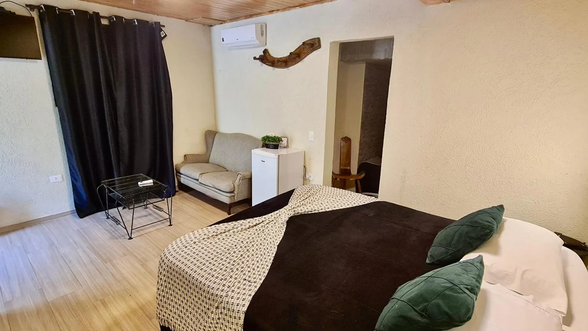 Pousada Casa Mantiqueira - Proxima Ao Capivari E Opcoes De Hidromassagem Campos do Jordao Otel